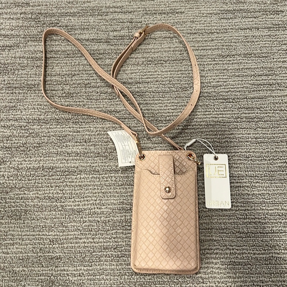 Urban expressions from everything but the water wallet bag!